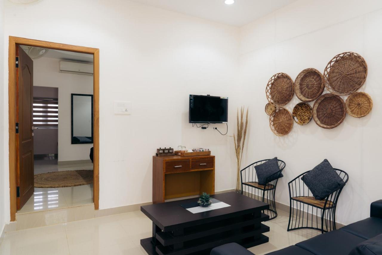 La Cascade Resort Athirappilly Extérieur photo